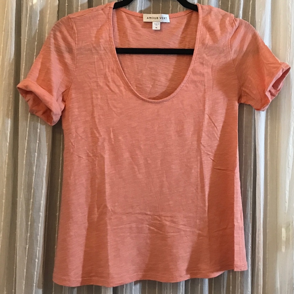 Amour Vert Coral Scoop Neck Tee Size M